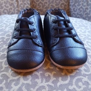 ROBEEZ baby boy shoes